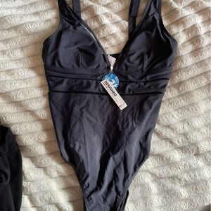CUPSHE Black One-Piece Swimsuit size large, V neckline with mesh detail, NWT